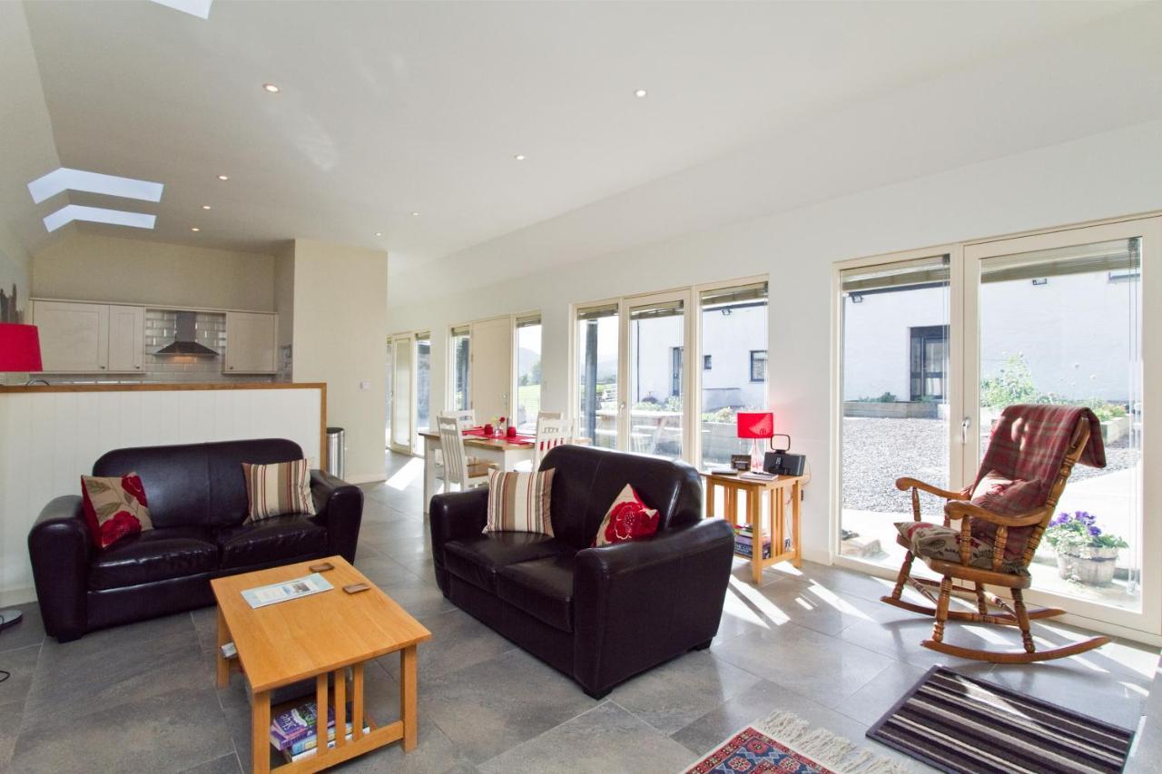 Gask House Farm Cottages Inverness Room photo